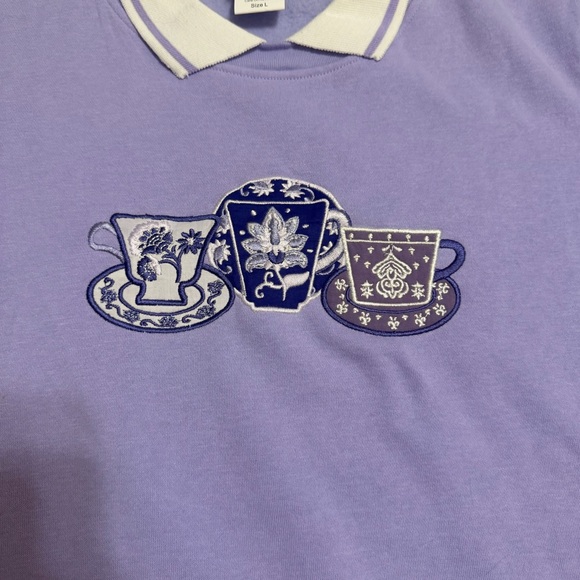 Vintage Grannycore Collared‎ Sweatshirt Pastel Purple Teacup Embroidered Size L - Picture 4 of 8